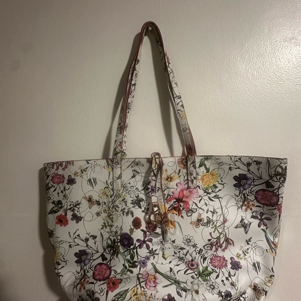 Floral White Tote Bag